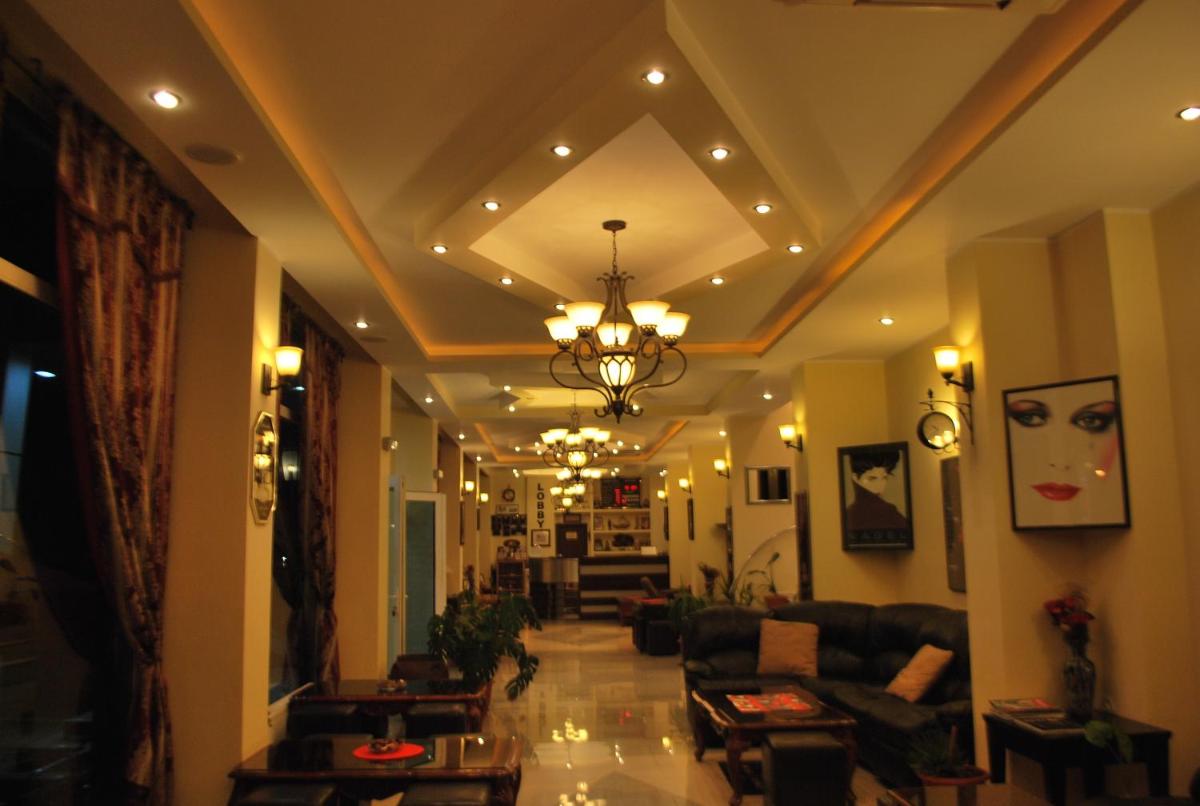 Hotel Austin - Housity