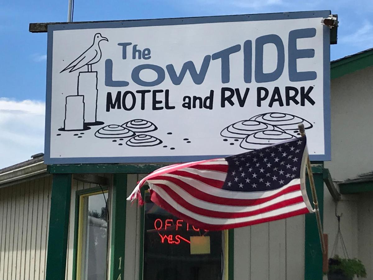The Lowtide Motel - Housity