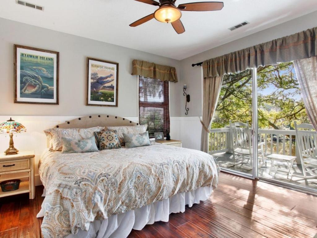Captain Raynor House - Housity