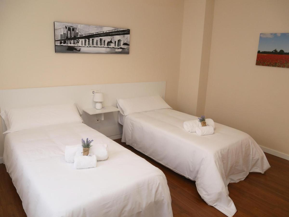 Apartamentos turisticos Puente Romano Portal 4 Bajo -A - Housity