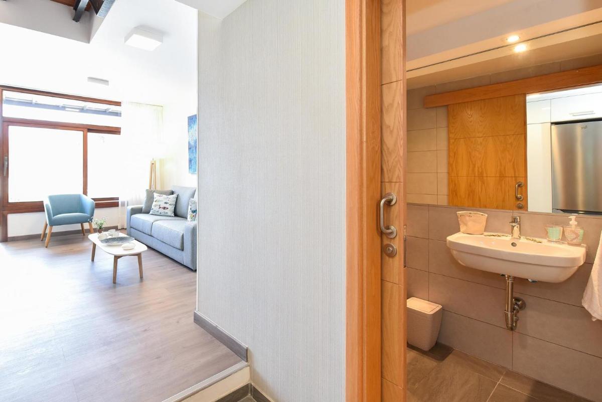 BeachFront Suites Morea Puerto Rico by VillaGranCanaria - Housity