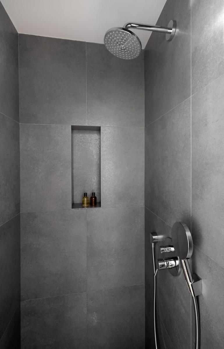 Salle de bains dans l'établissement Le Pre de la Mer