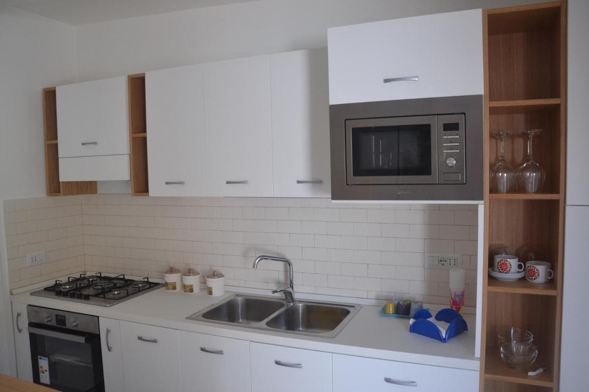 Lungomare 2 - Housity
