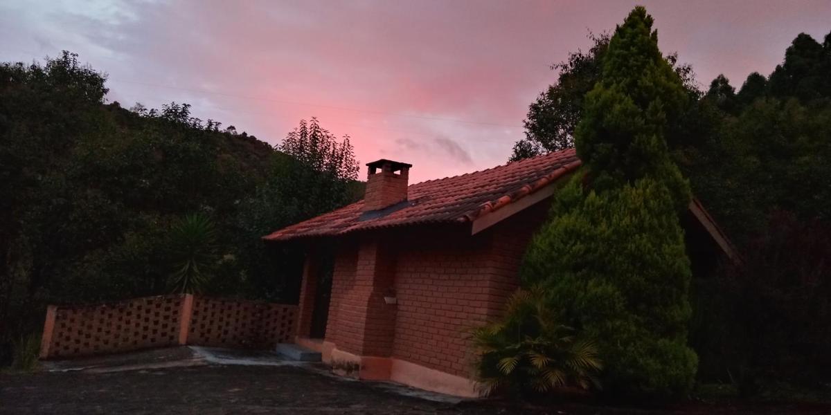Pousada Recanto da Vitória - Housity