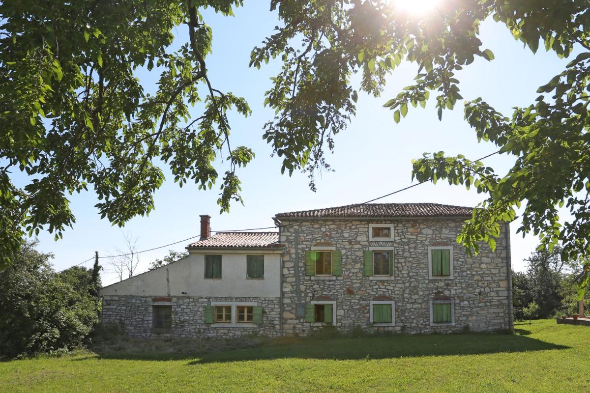 Rural Apartment Geja - Housity