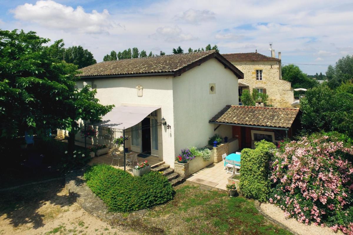 Domaine Des Deux Rivières - Gîte - - Housity