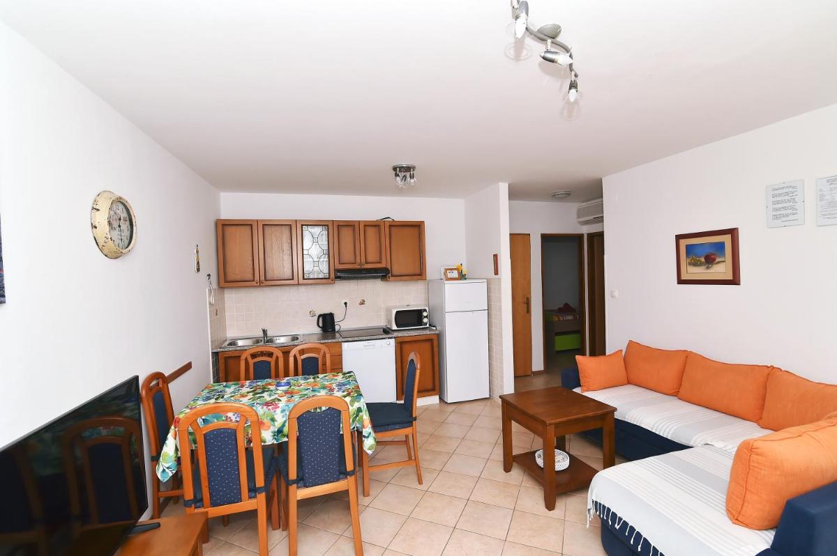 Apartment Neven - Housity