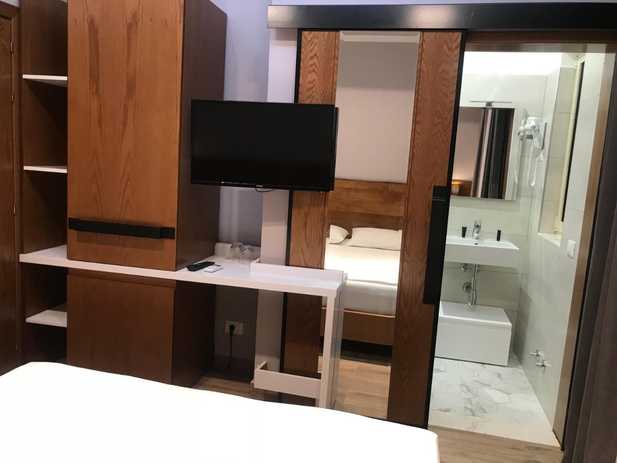 Hotel Pelikan - Housity