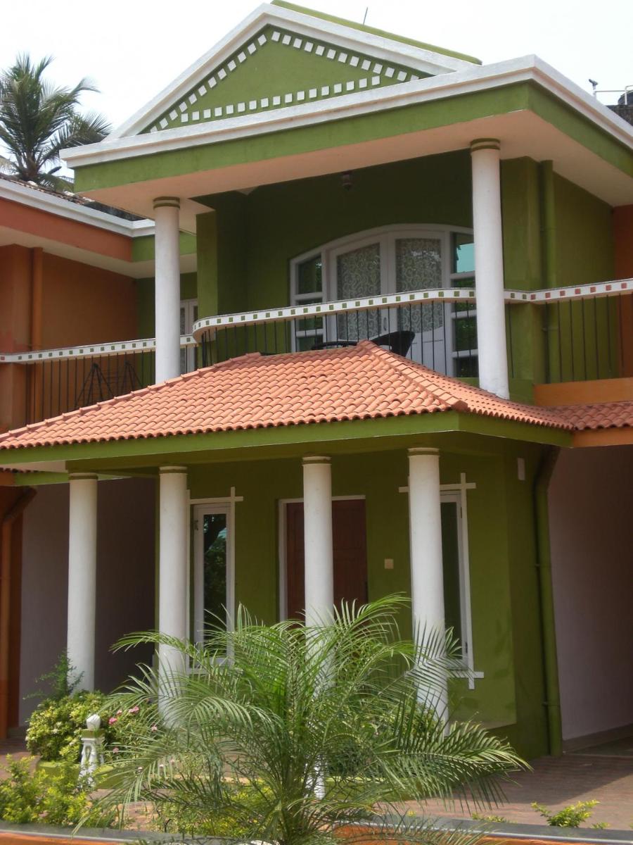 A's Holiday Beach Resort - Housity