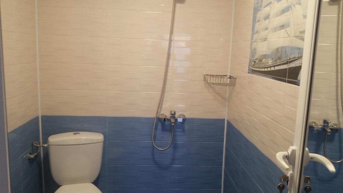 Blue House - Housity