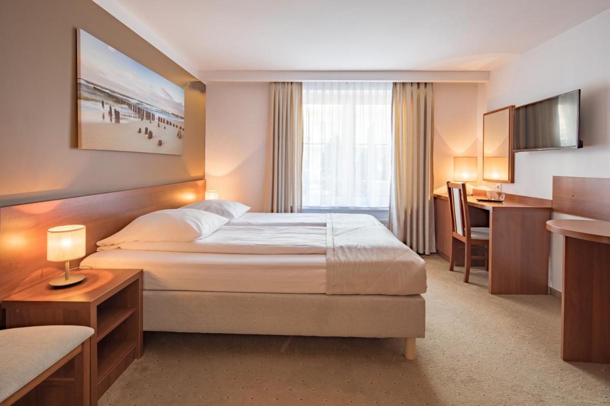 Rancho Willa & Restaurant - Housity