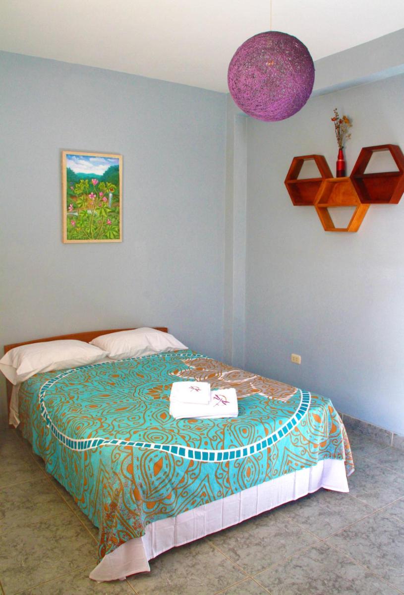 ZYGO Bed & Breakfast - Housity