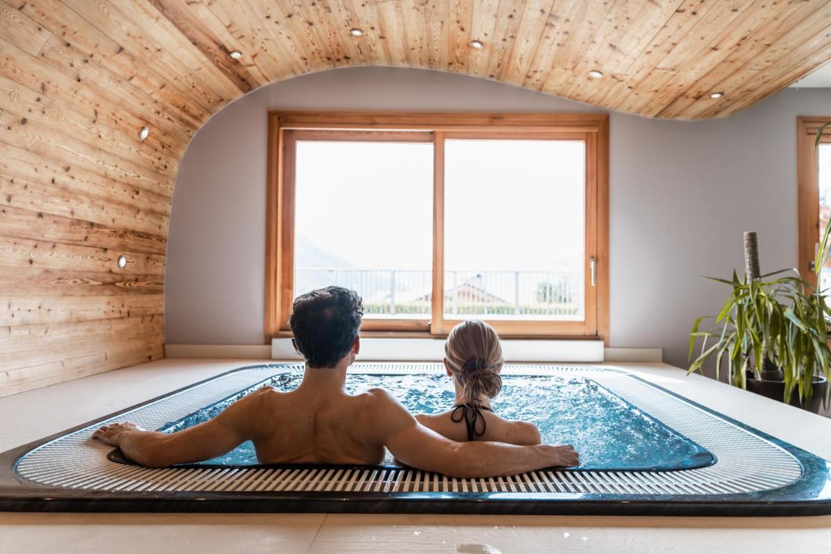 Clients de l'établissement Logis Hotel & Spa Beau-Site