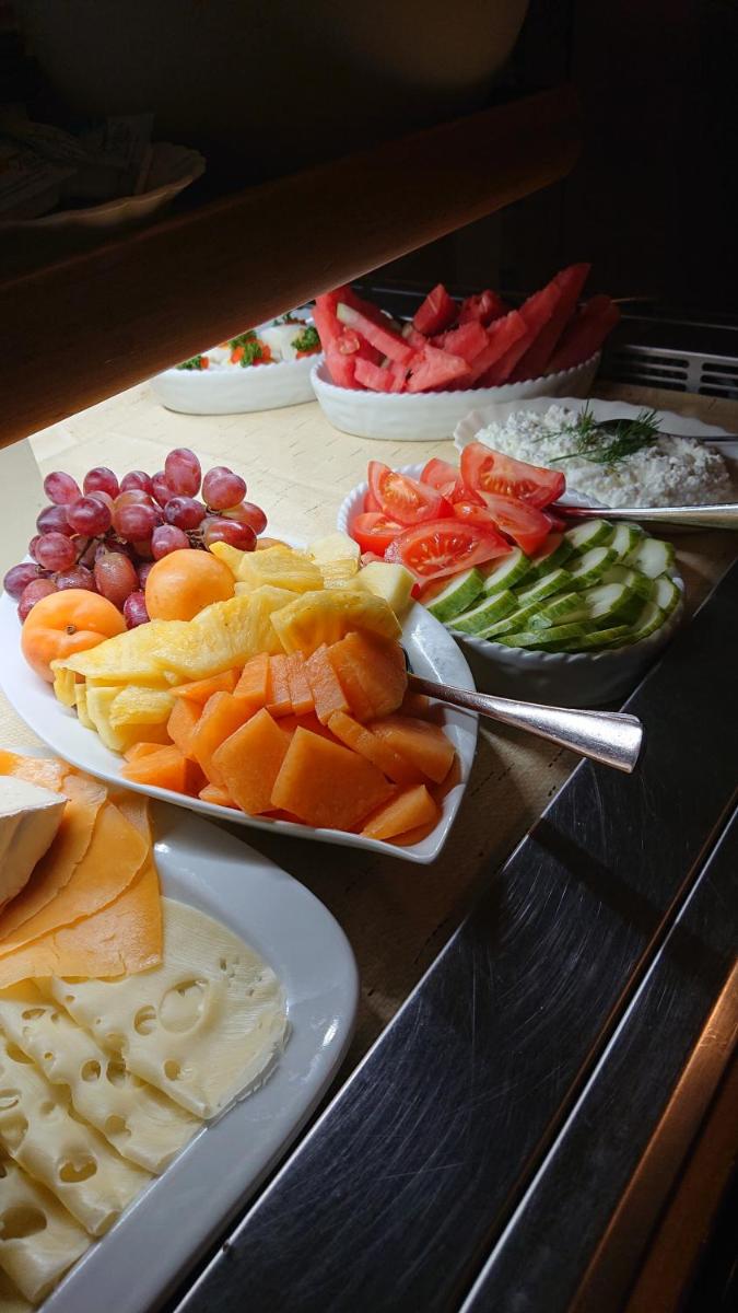Restaurant Rosengarten - Housity