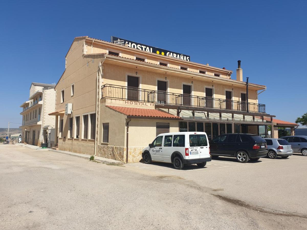 Apartamentos Hostal Cabañas - Housity