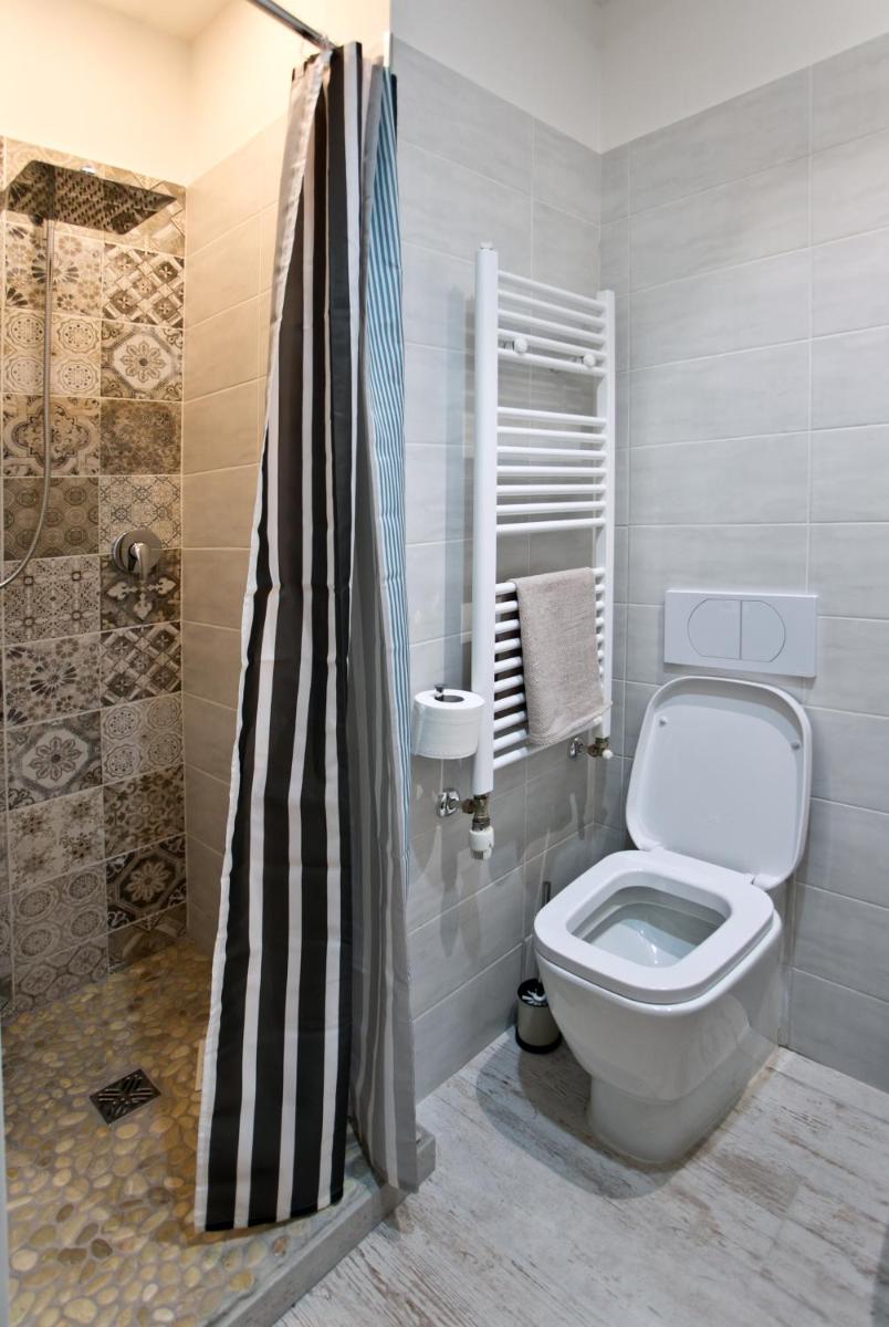 Bentivoglio b&b ACQUA E TERRA - camere con bagno privato in camera e uso cucina - CON FATTURAZIONE - Housity