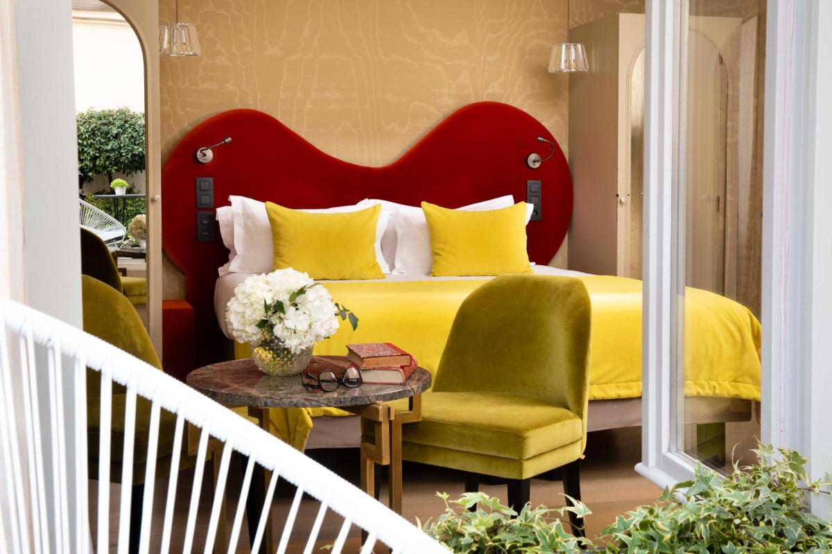 Coin salon dans l'établissement Hotel Monsieur & Spa