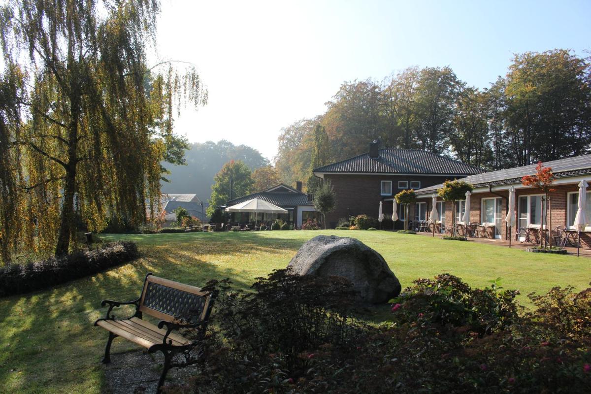 Hotel Land-gut-Hotel Wahlde - Housity