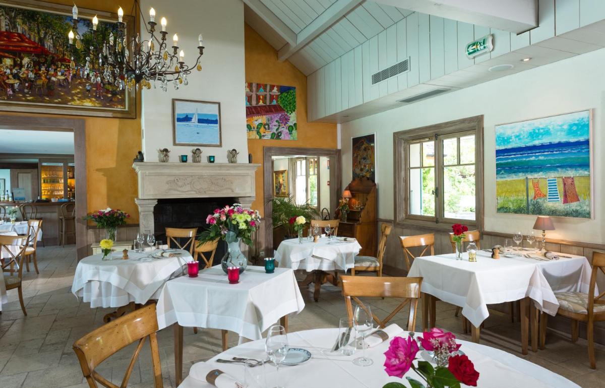 Restaurant ou autre lieu de restauration dans l'établissement Villa Cécile
