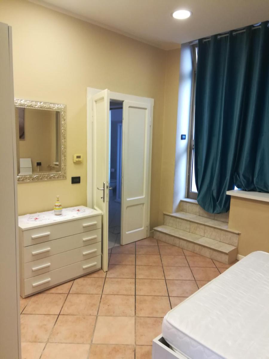 Montorfano Road - Housity