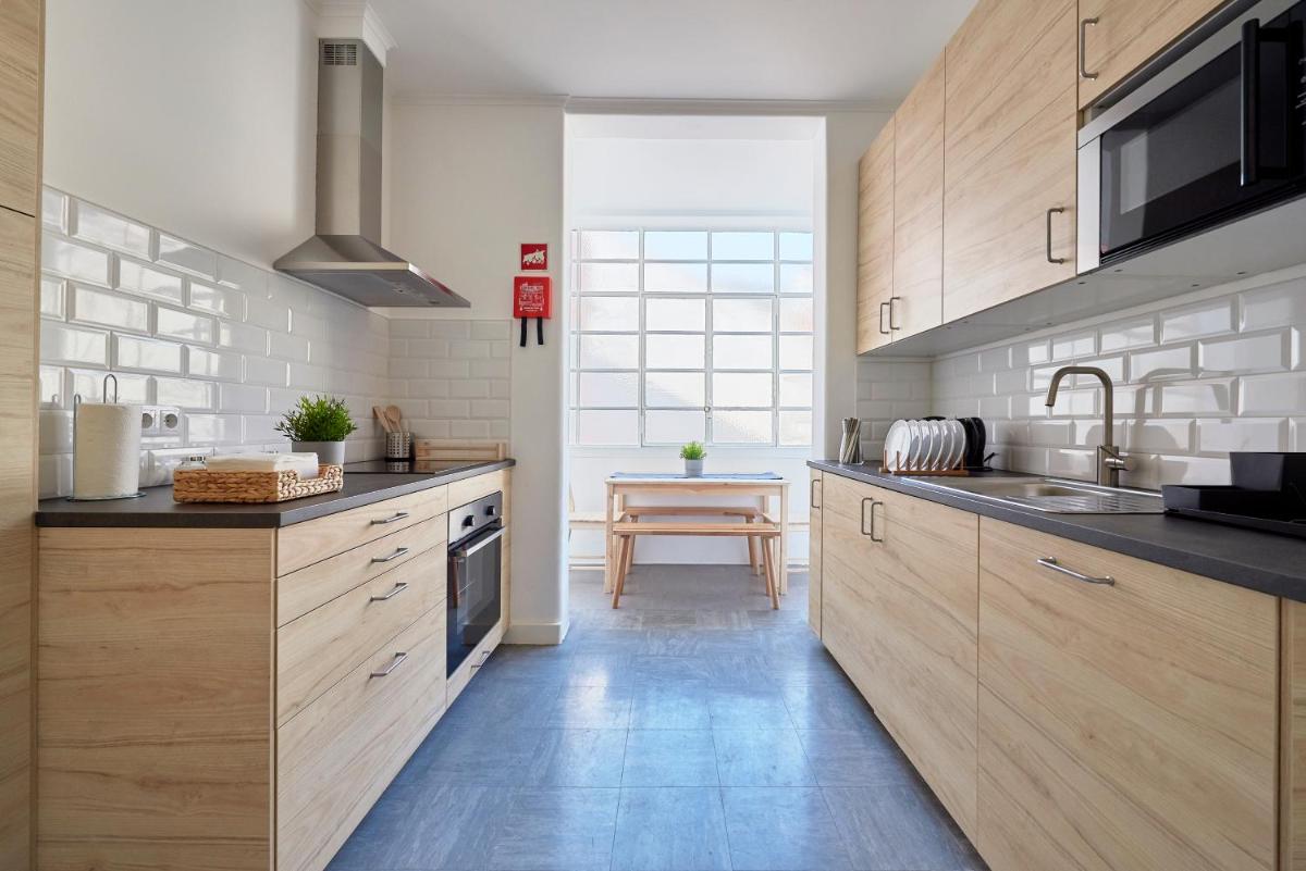Find Out Lisbon - Housity