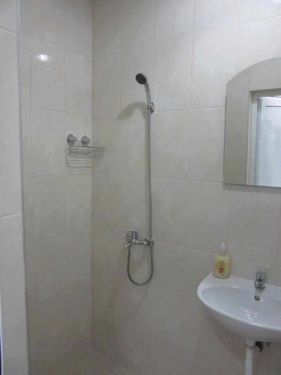 Karia Apartments - Hizvo
