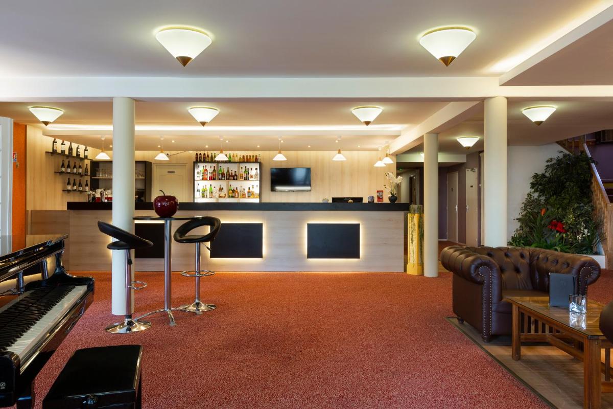 Hotel Altina - Housity