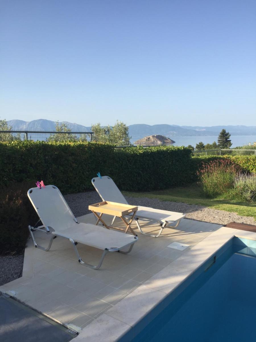 Villa Skorponeria, pool & sea - Housity
