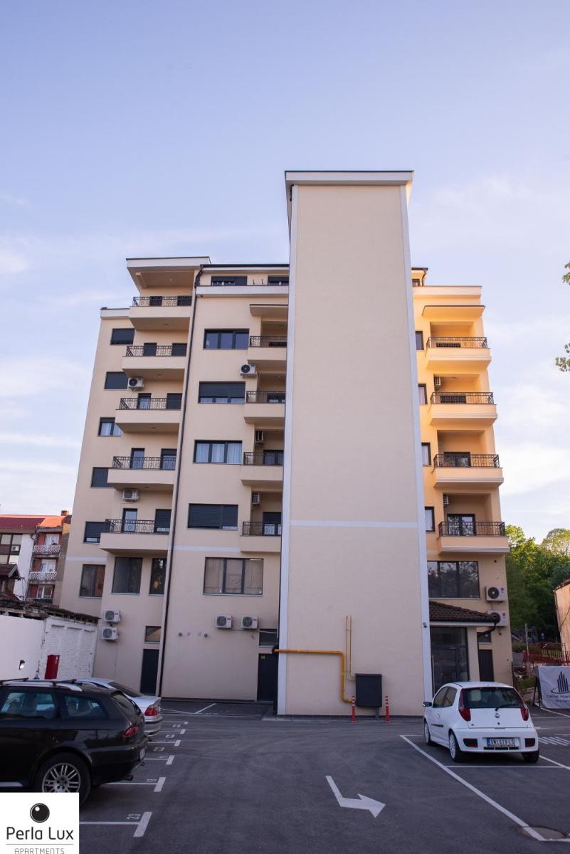 Perla Lux Apartments - Housity