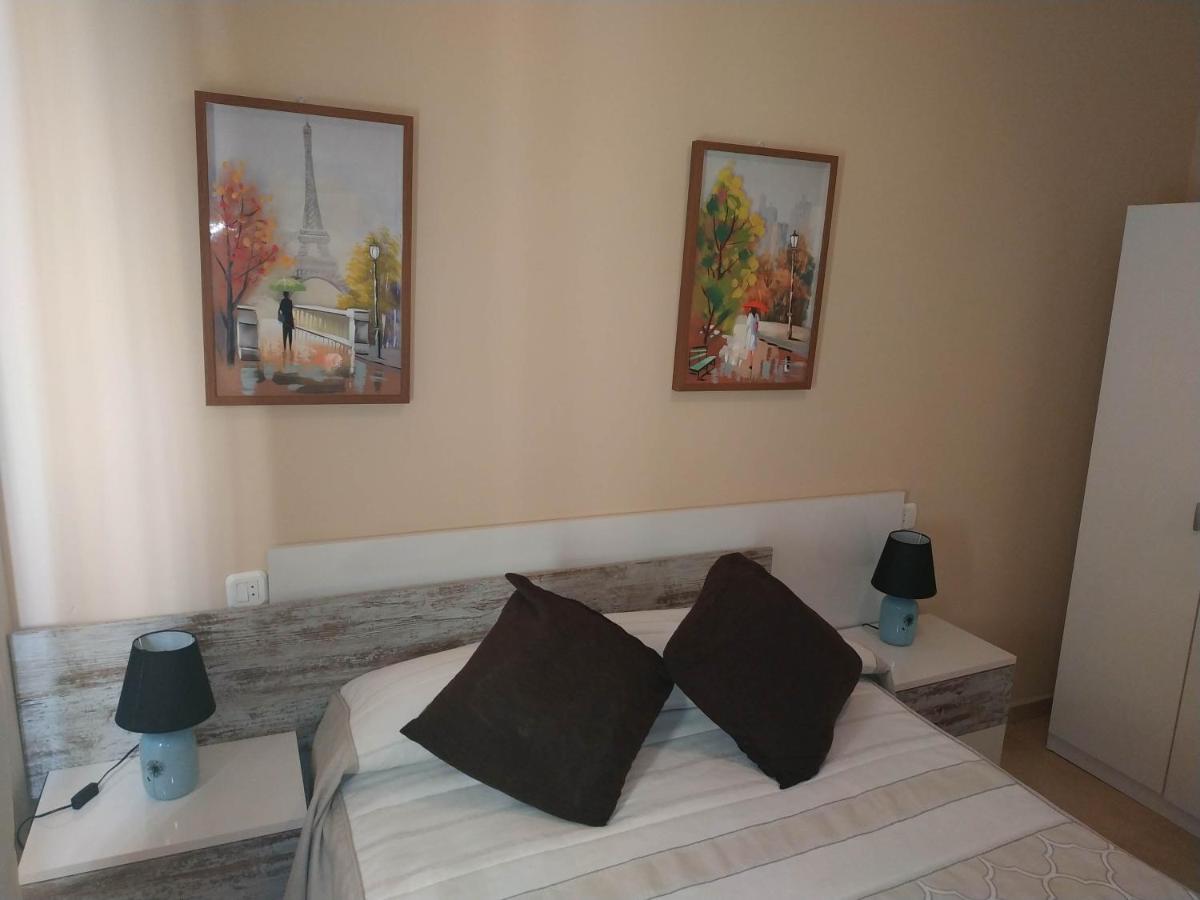 Caciris - Housity