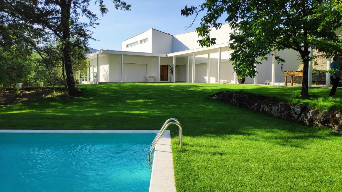 Casa de Apeleiras - Housity