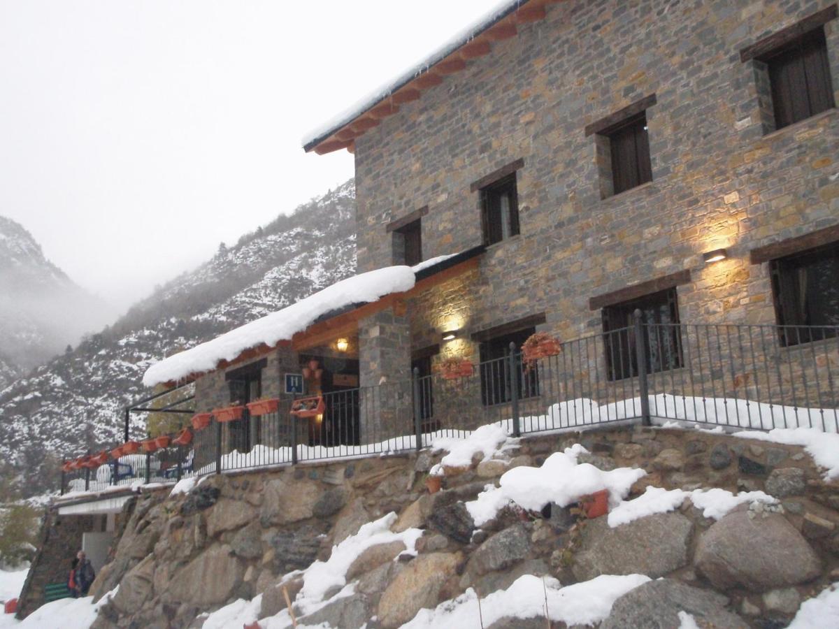 Hostal Parque Natural - Housity
