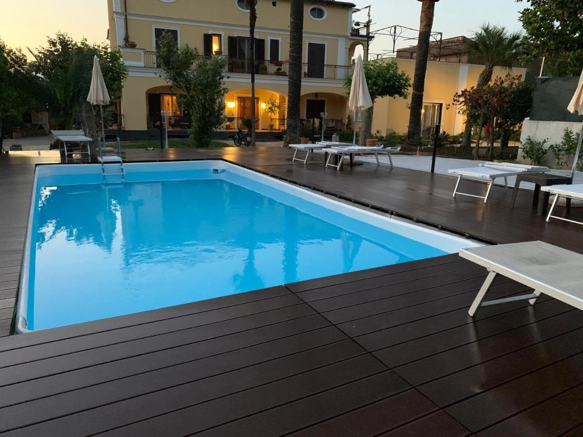 Viale Villa Arianna, 8 - Housity