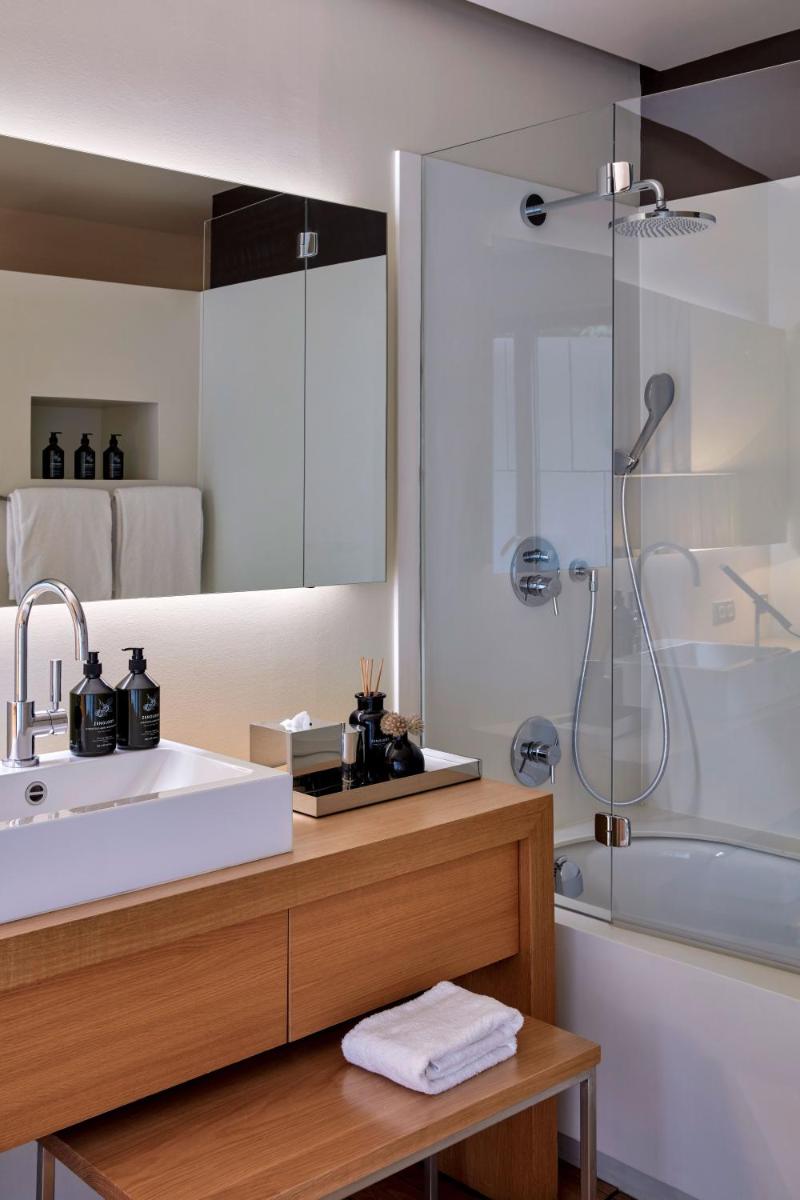 Un baño de Sir Victor Hotel, part of Sircle Collection