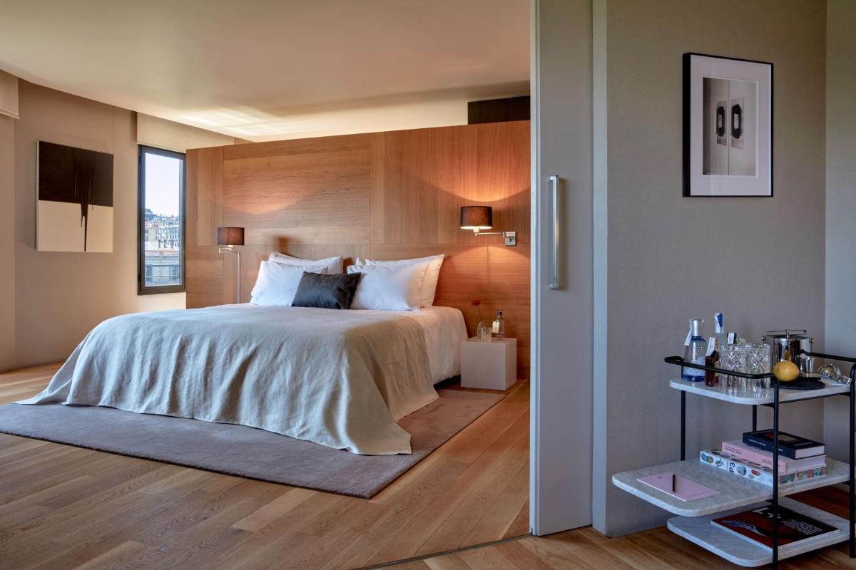 Cama o camas de una habitación en Sir Victor Hotel, part of Sircle Collection