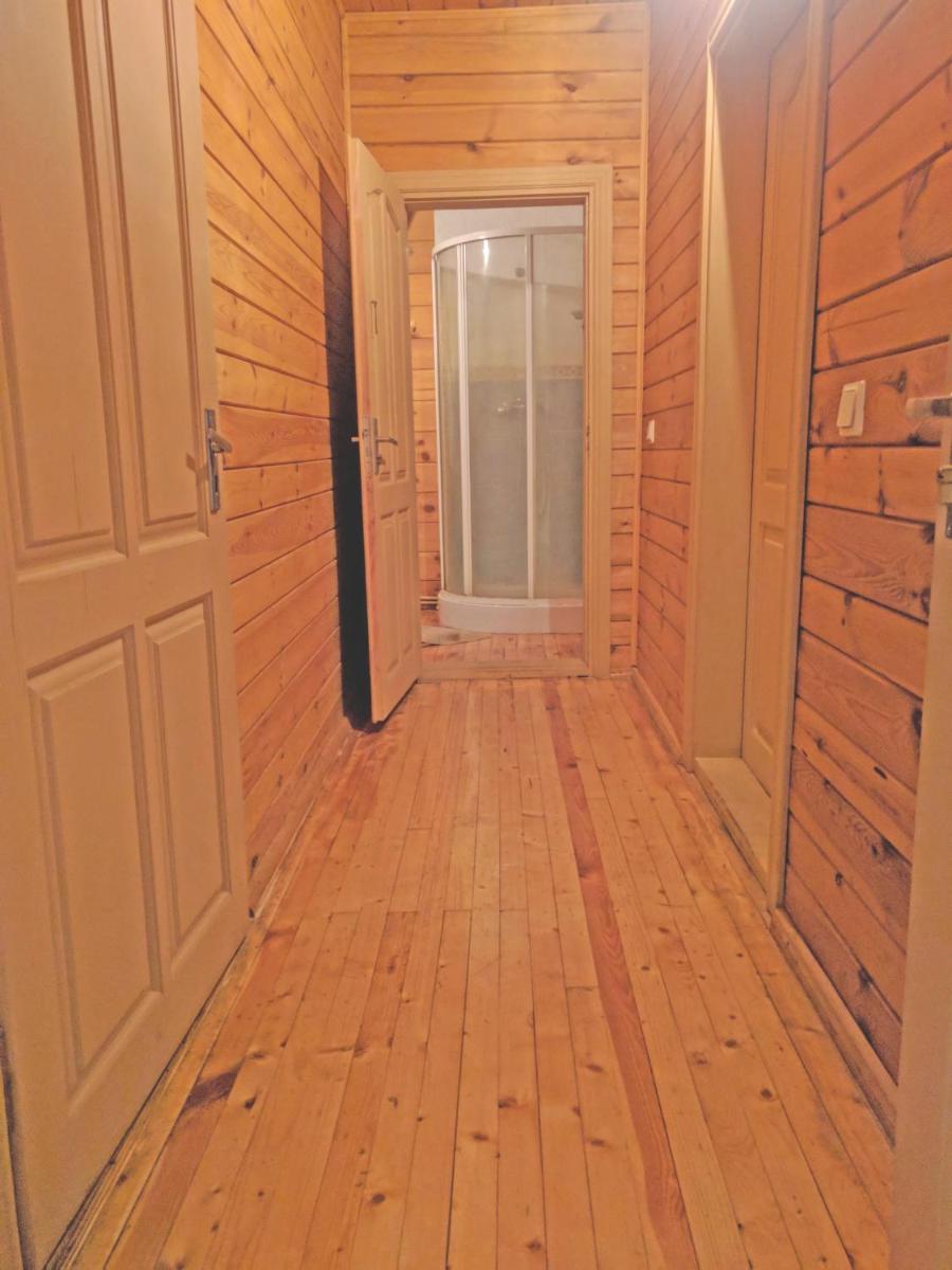 Pas Medžiotoją Motelis - Housity