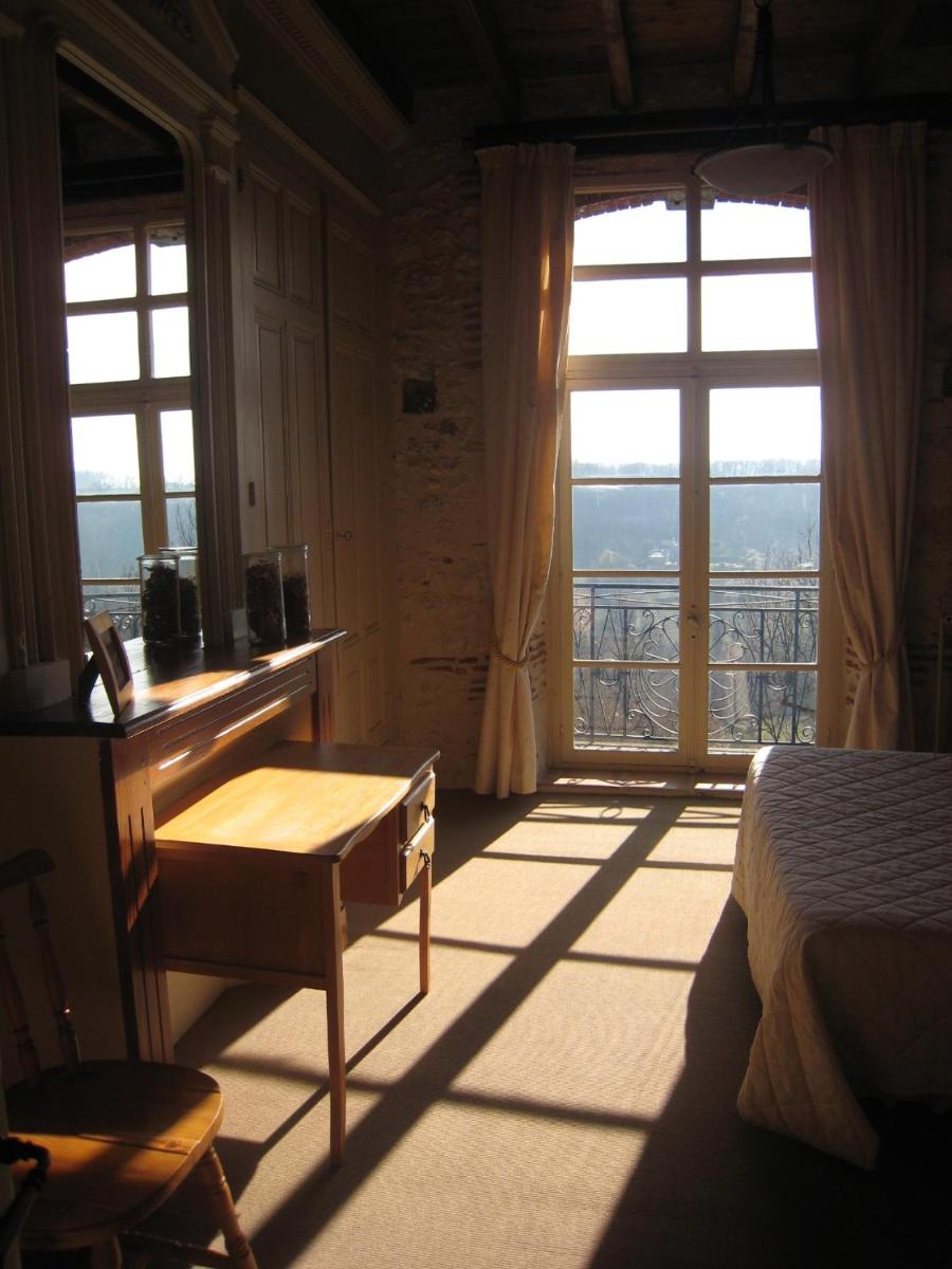 Les Huguets - Housity