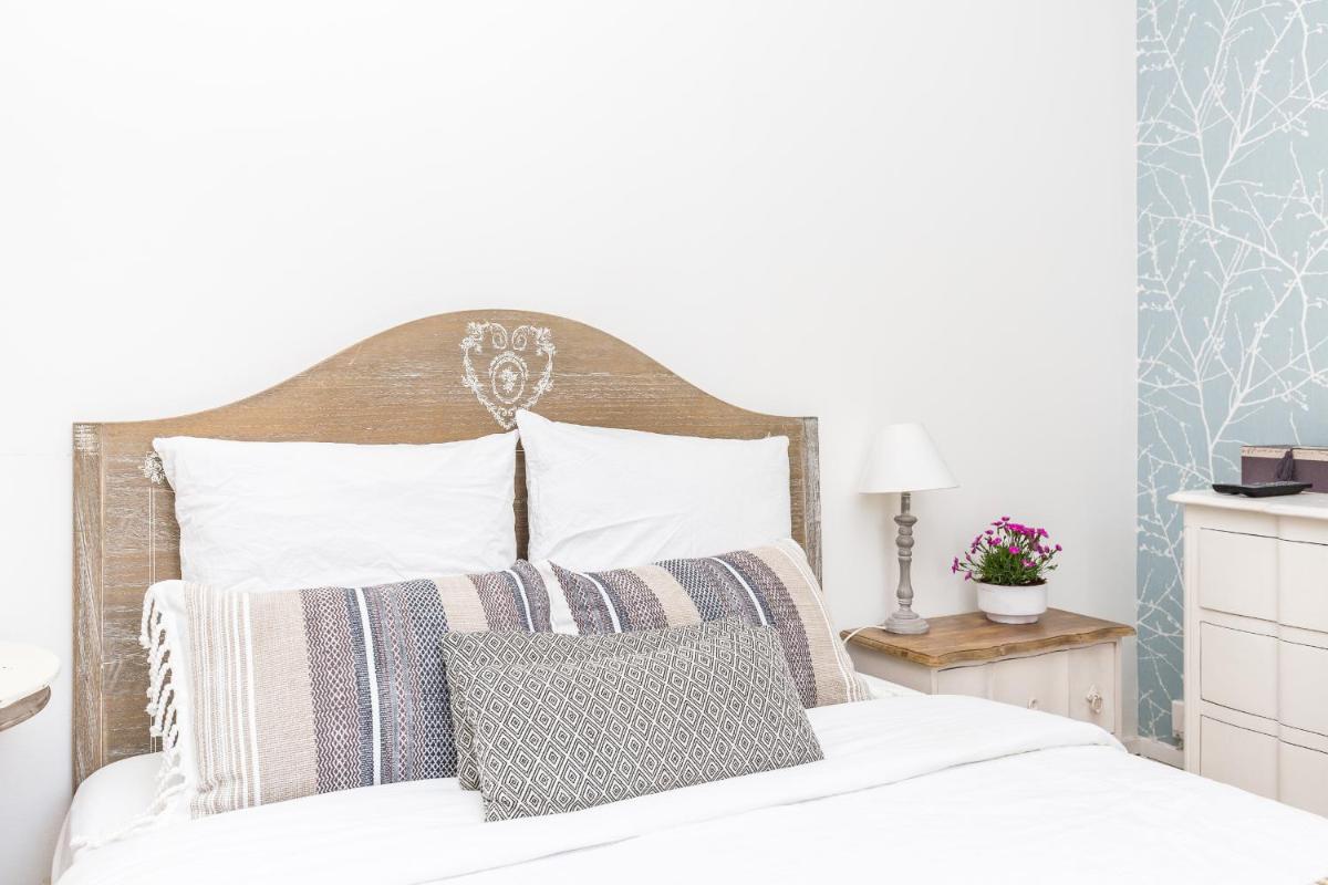 TinyHouse Inn Saint-Germain-des-Près - Housity