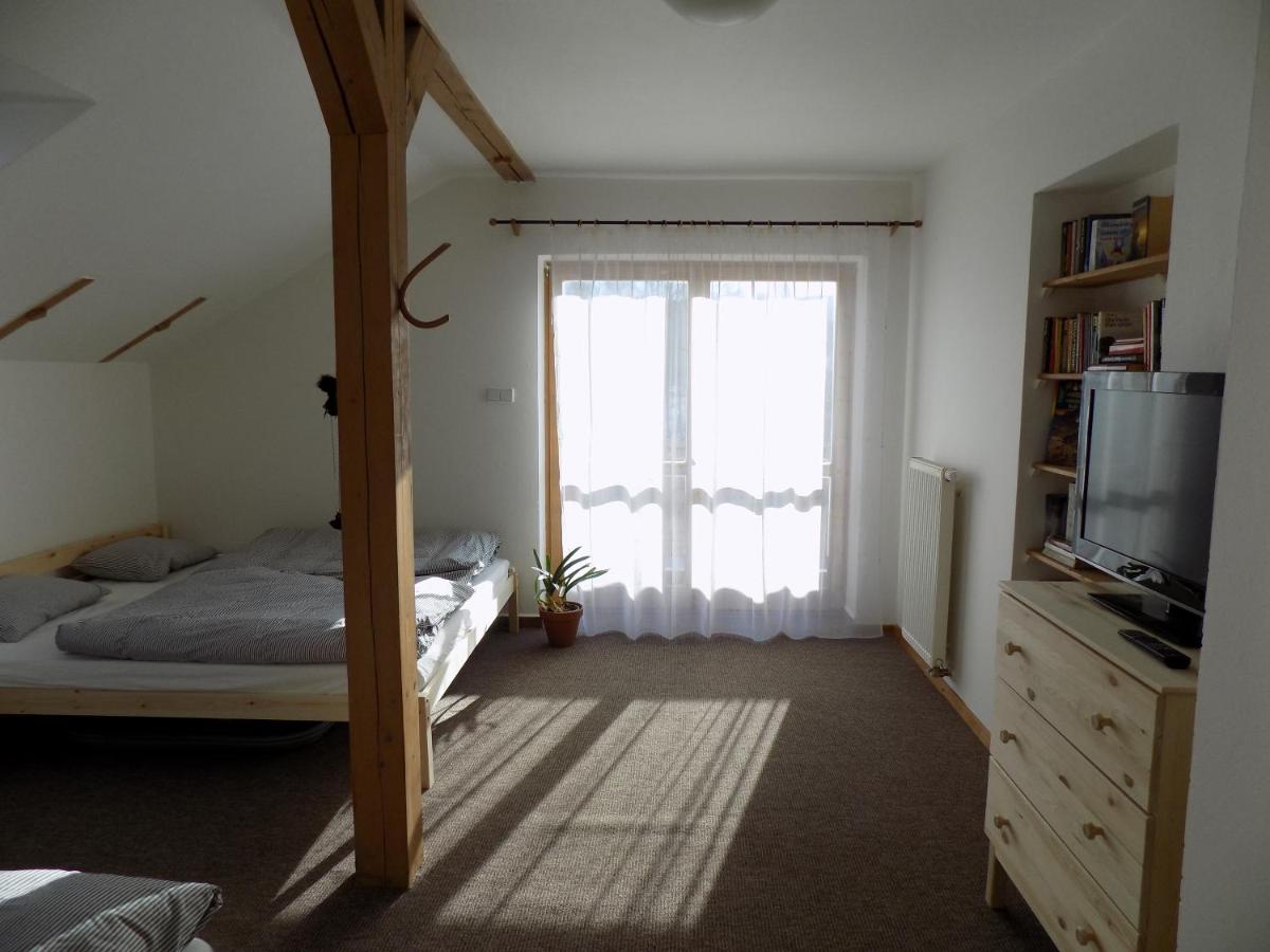 Ubytování Pod Kapličkou - Housity