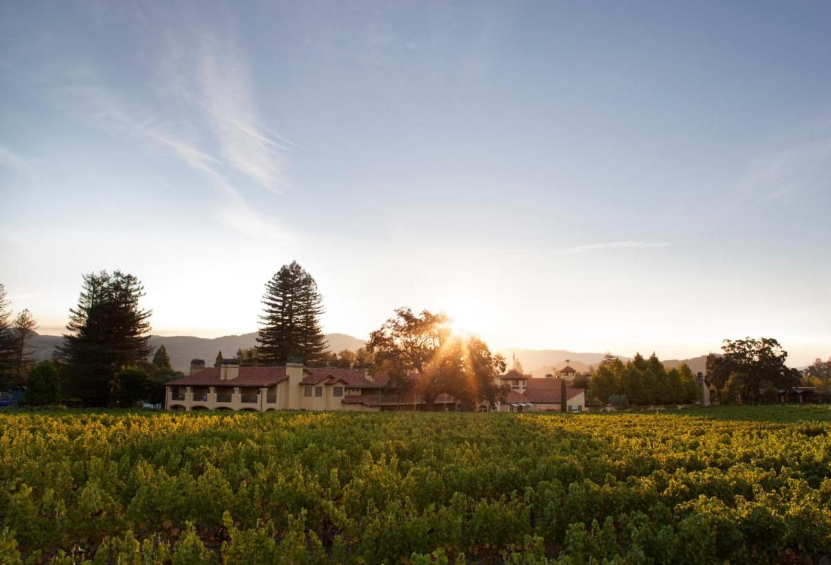 Napa Valley Lodge - Housity