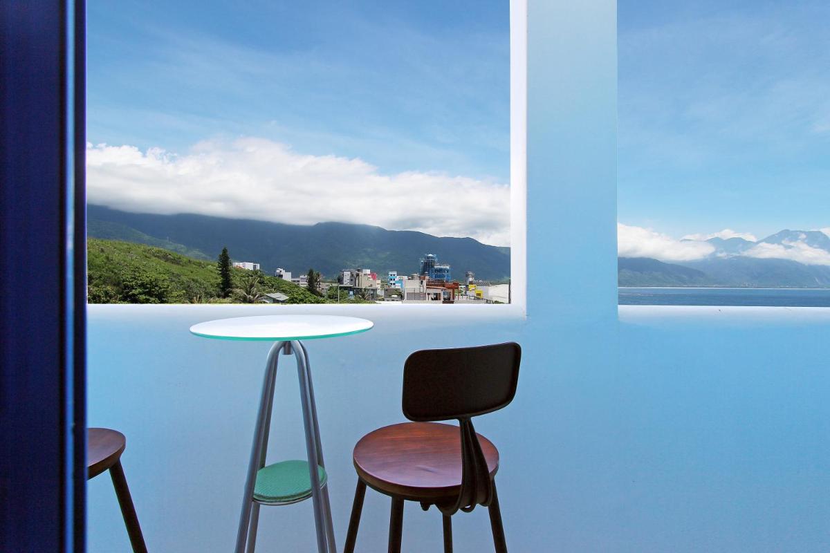 White Mediterranean - Housity