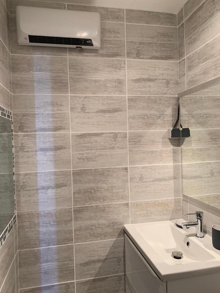 Studio cabine au Grau du roi à 3min à pied de la plage - Housity