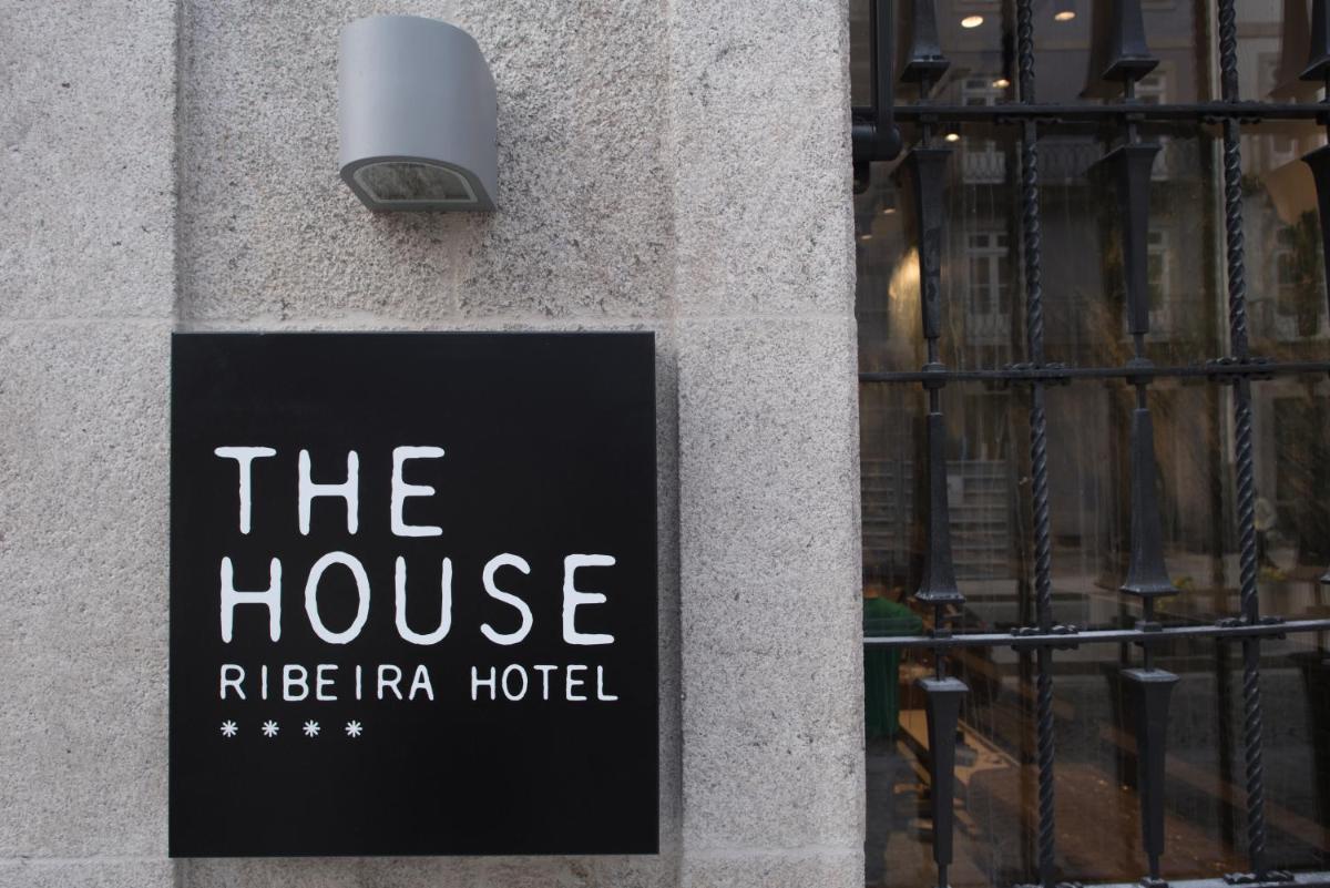 The Editory House Ribeira Porto Hotel - Housity