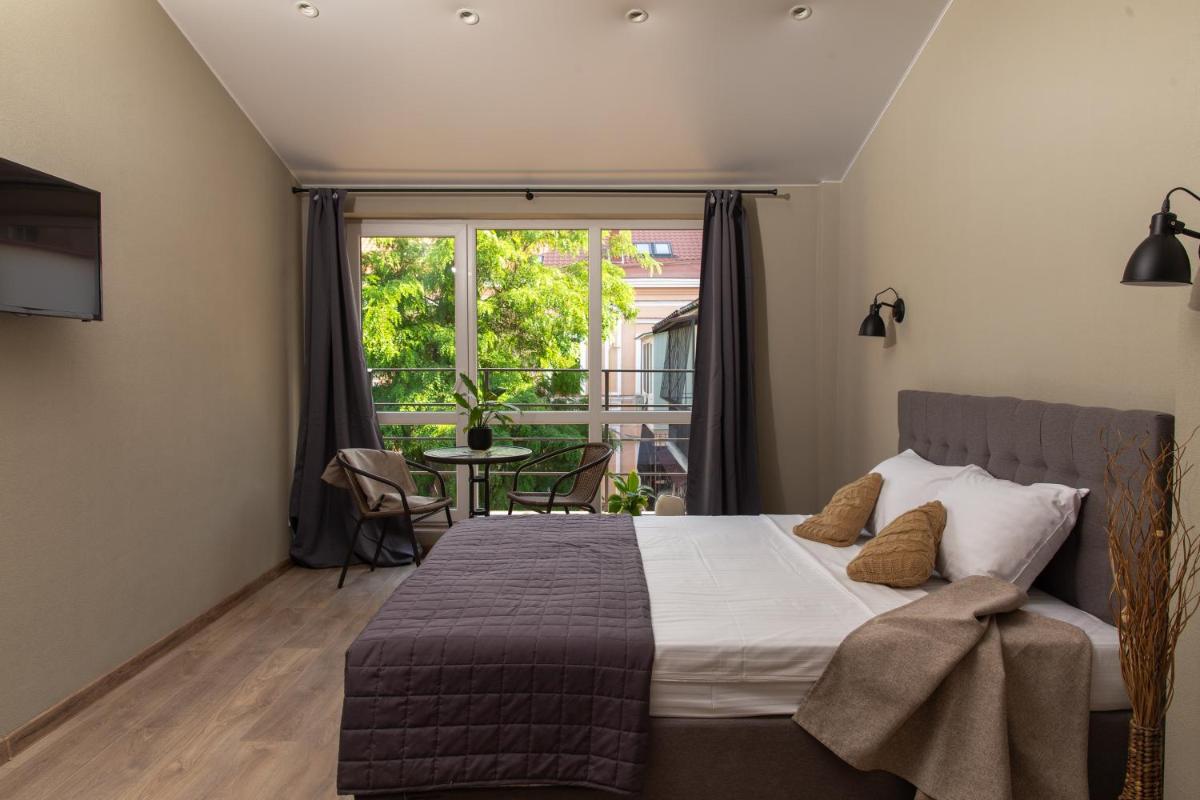Poet Apartments - Housity