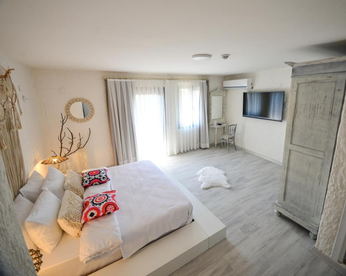 Bedroom Hotel Alaçatı - Housity