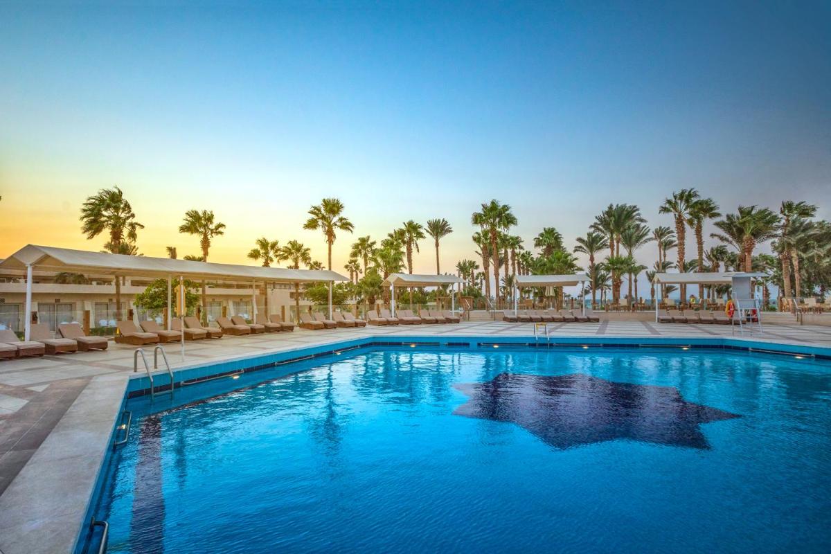 Meraki  - Adults Only - Housity