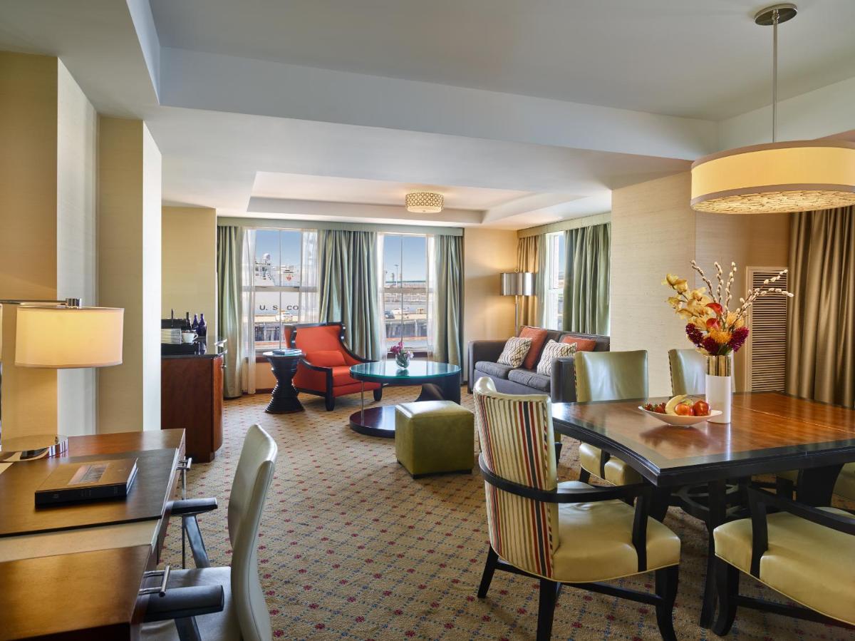 Battery Wharf Hotel, Boston Waterfront - Housity