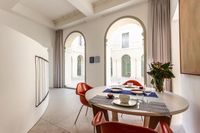 Suitetrails - PALAZZO BECCAGUTTI CAVRIANI - Gallery Suite e Frescoes Suite
