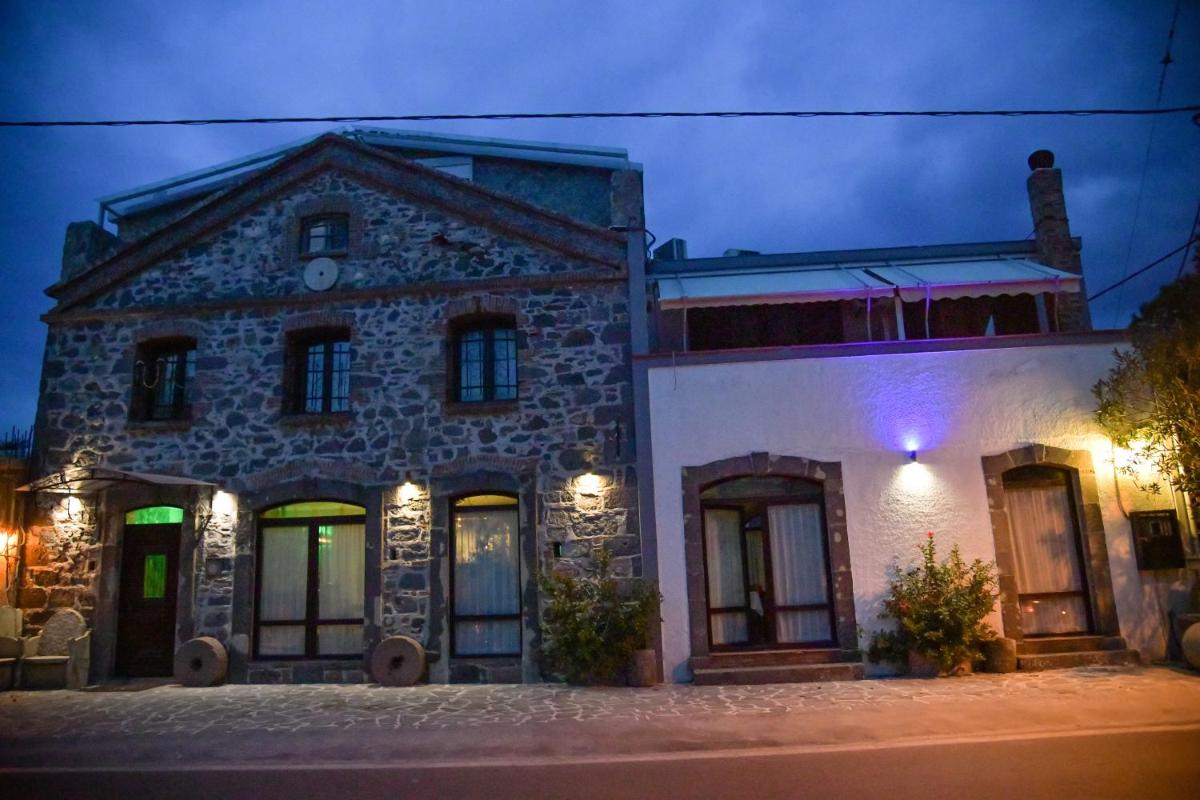 Blue Star 2 - Housity