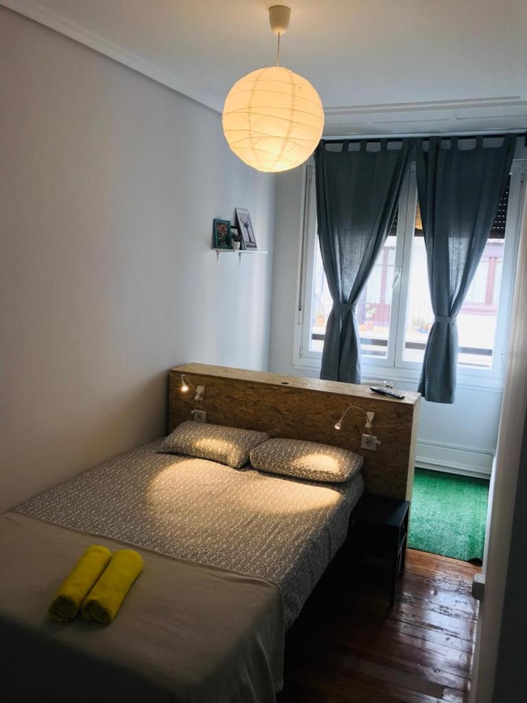Kasa Usandizaga - Housity